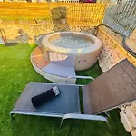 Entorno Playa Y Montana Tranquilidad Relax Jacuzzi Piscina Wifi Aire Jardin Barbacoa Y Parking Feriehus *