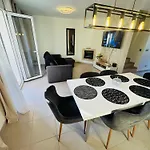 Entorno Playa Y Montana Tranquilidad Relax Jacuzzi Piscina Wifi Aire Jardin Barbacoa Y Parking Dom wakacyjny Calpe