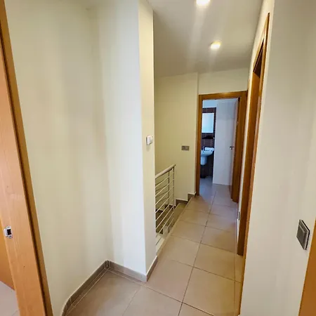 Adosado Entorno Playa Y Montana Tranquilidad Relax Jacuzzi Piscina Wifi Aire Jardin Barbacoa Y Parking Casa vacanze