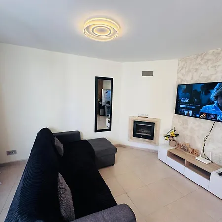 Ferienhaus Entorno Playa Y Montana Tranquilidad Relax Jacuzzi Piscina Wifi Aire Jardin Barbacoa Y Parking