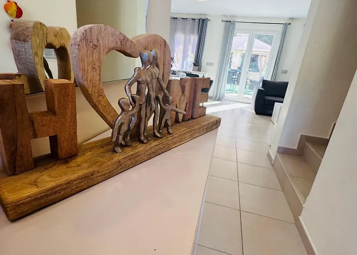 Holiday home Entorno Playa Y Montana Tranquilidad Relax Jacuzzi Piscina Wifi Aire Jardin Barbacoa Y Parking *