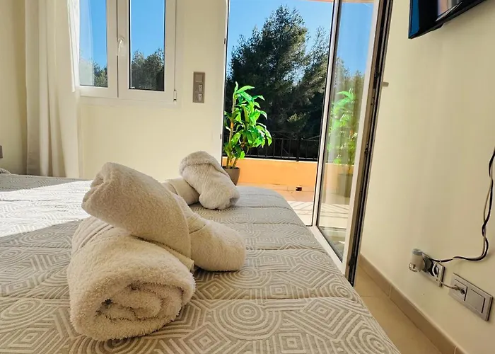 Entorno Playa Y Montana Tranquilidad Relax Jacuzzi Piscina Wifi Aire Jardin Barbacoa Y Parking Кальпе