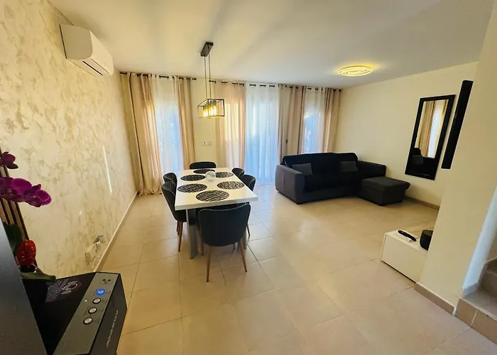 Entorno Playa Y Montana Tranquilidad Relax Jacuzzi Piscina Wifi Aire Jardin Barbacoa Y Parking Кальпе