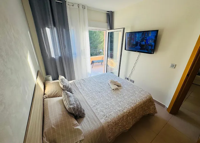 Entorno Playa Y Montana Tranquilidad Relax Jacuzzi Piscina Wifi Aire Jardin Barbacoa Y Parking Дом отдыха