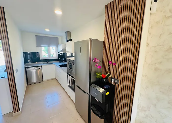 Entorno Playa Y Montana Tranquilidad Relax Jacuzzi Piscina Wifi Aire Jardin Barbacoa Y Parking Кальпе