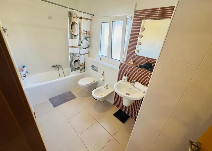 Entorno Playa Y Montana Tranquilidad Relax Jacuzzi Piscina Wifi Aire Jardin Barbacoa Y Parking